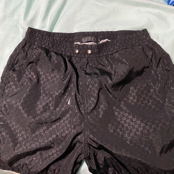 COPY - Gucci shorts - Picture 1 of 3